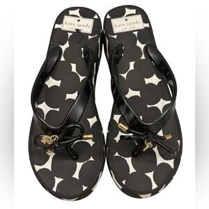 Kate Spade Black and White Polka Dot Wedge Sandals Flip Flops Thong size 7